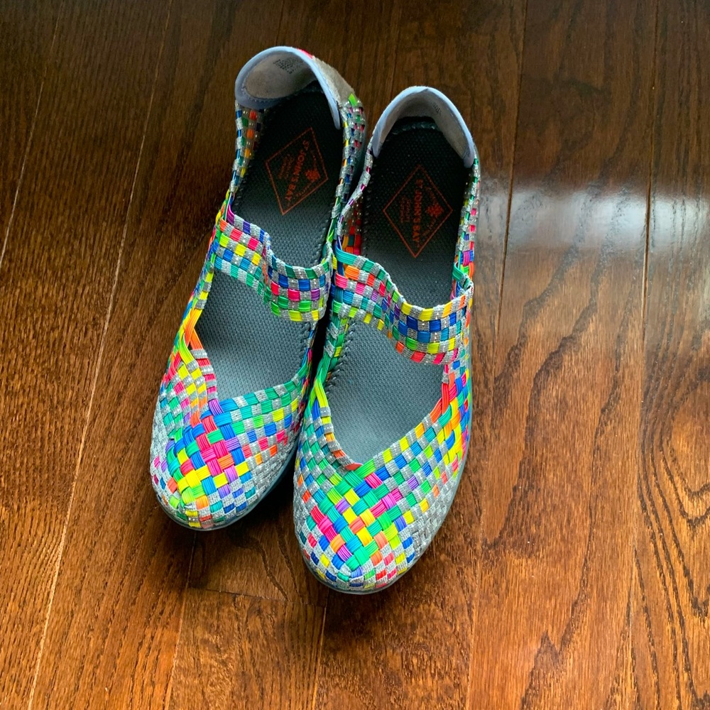 St Johns bay slip ons